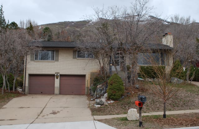 4060 Skyline Pkwy - 4060 Skyline Drive, Ogden, UT 84403