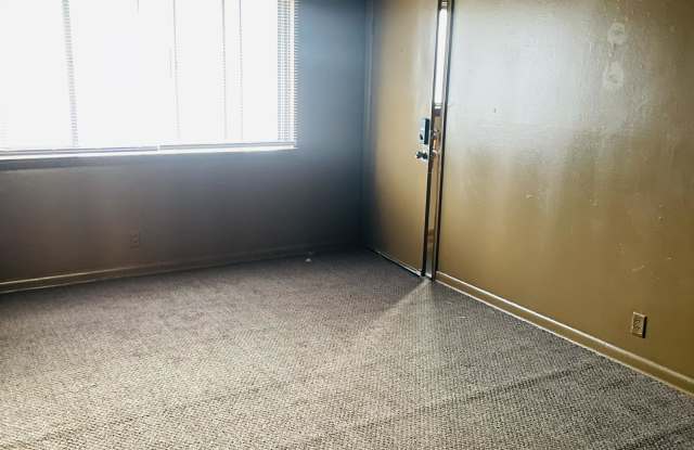 8736 West Carmen Avenue - 4