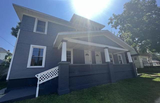 742 Neland Avenue Southeast