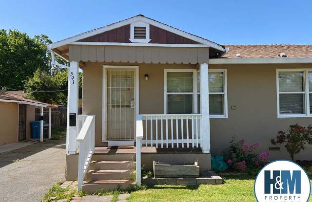 Photo of 2 Bedroom Home with Spacious Backyard