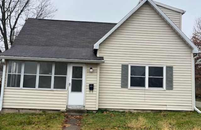 Photo of Cozy Multi-Level Living Close to Downtown