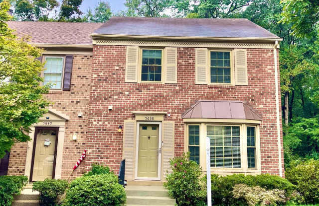 Photo of 5638 SUTHERLAND Court