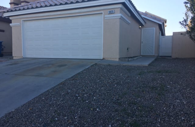 3825 Gulliver st - 3825 Gulliver Street, Sunrise Manor, NV 89115