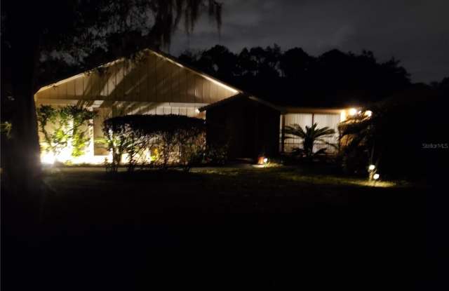 327 W HORNBEAM DRIVE