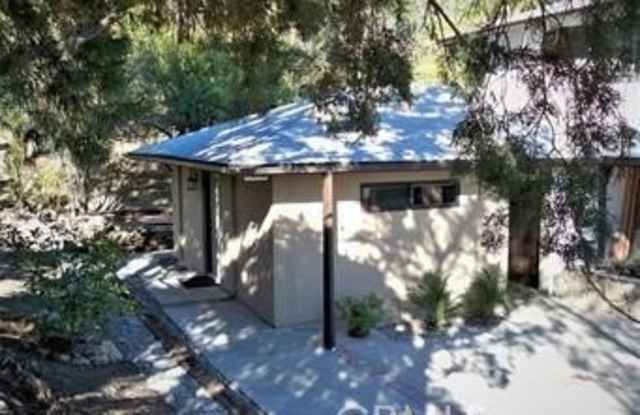 7102 Scarborough  Peak Drive