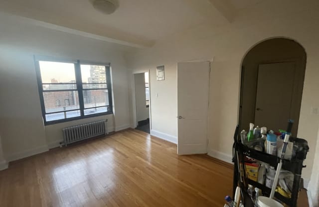 168 2nd Ave - 168 2nd Avenue, New York City, NY 10003