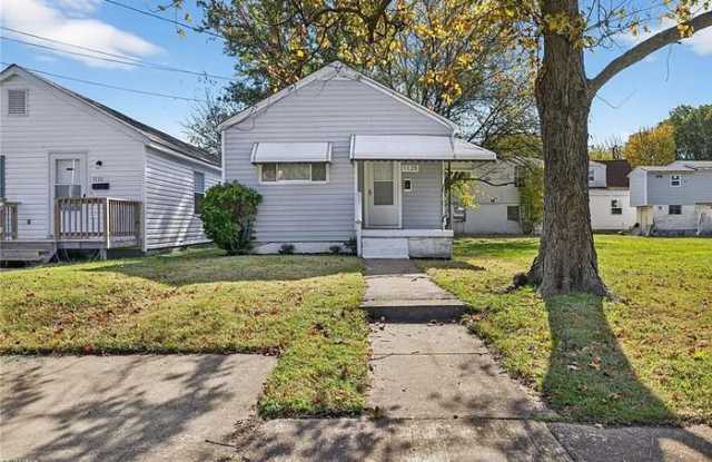 Photo of 1128 43rd Street