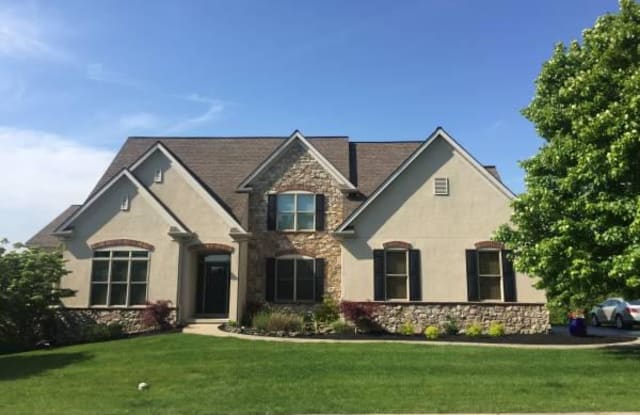 2151 MEADOW RIDGE DRIVE - 2151 Meadow Ridge Drive, Lancaster County, PA 17601