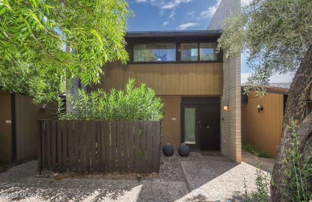 Photo of 5701 E Glenn Street unit: 86