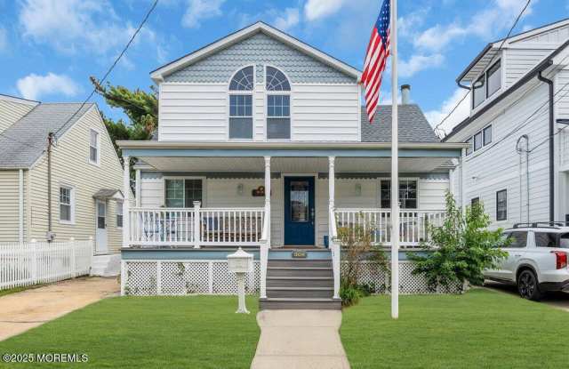 Photo of 308 16th Avenue