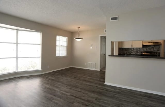 The Landmark at Alamo Heights