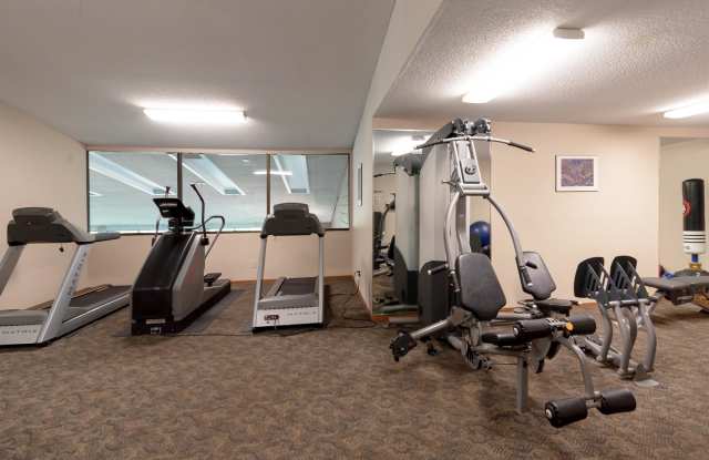 Poplar Bridge Apartments