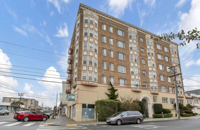 1300 26th Avenue Apartments