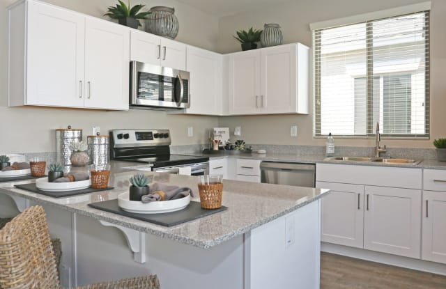 Christopher Todd Communities On Mountain View Surprise Az Apartments For Rent