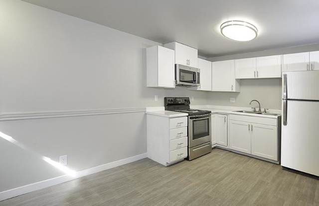 Palisades Apartments