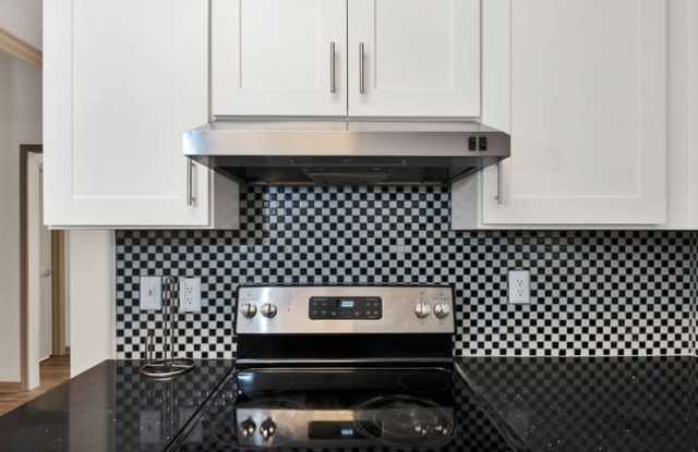 Photo of Enclave at Oakhurst