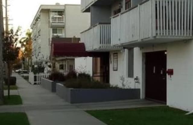 Photo of Newport Plaza