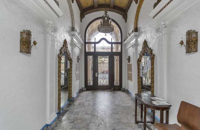 Photo of 1300 26th Avenue Apartments