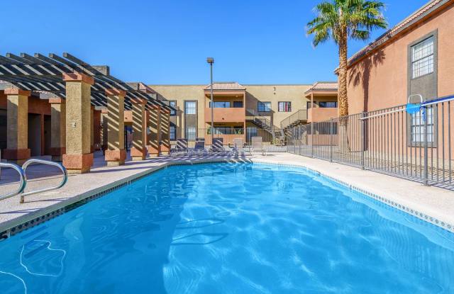 Photo of Saratoga Palms