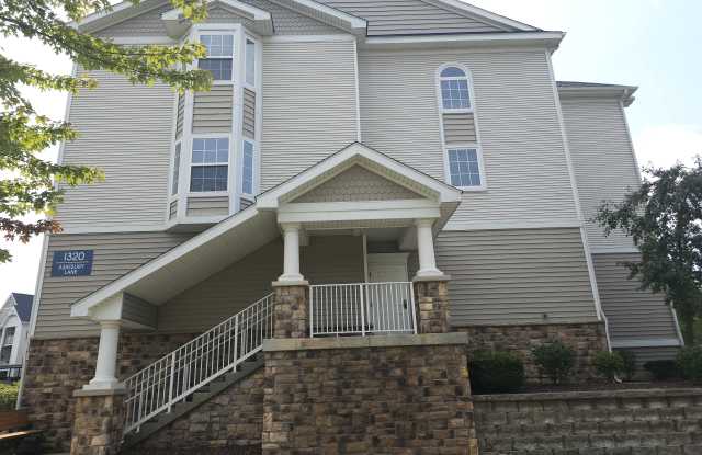 Oakhaven Manor - Senior Living