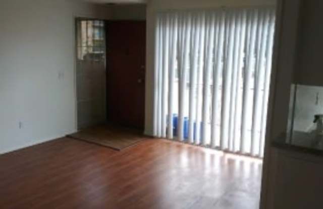 Photo of 3735 Cardiff Ave