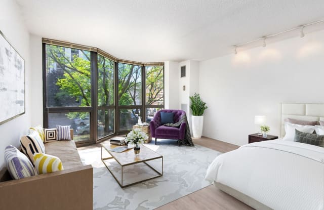 Photo of 1000 North Lasalle