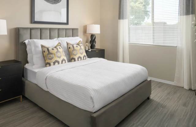 TerraLane at Canyon Trails South