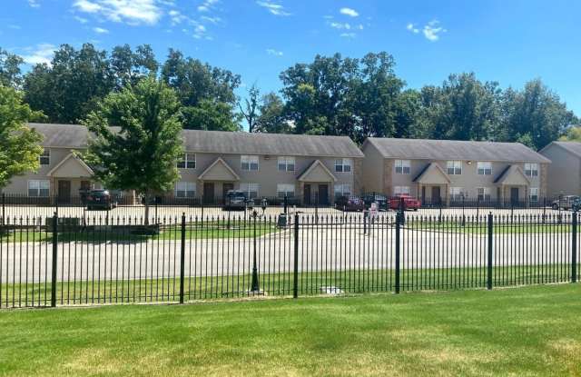 Willow Creek Townhomes