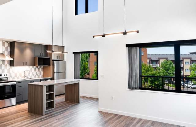 The Ponds on Alexander