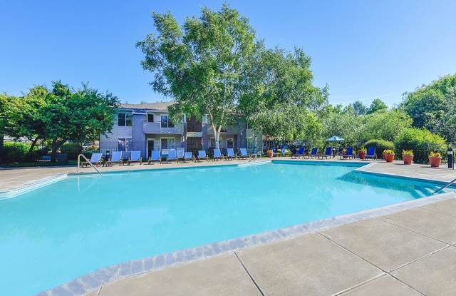 Photo of Sunfield Lakes Apartments