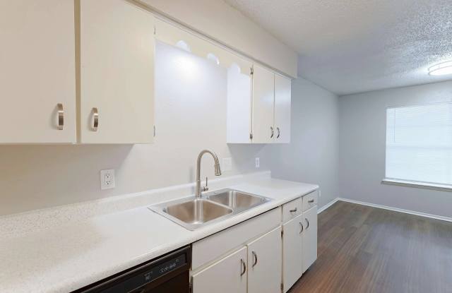 Photo of Luxe 30 Apartments