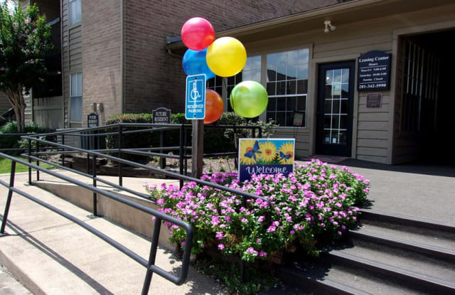 Bayou Bend Apartments