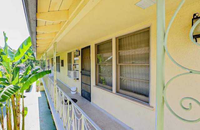 Woodman Bruin Apartments