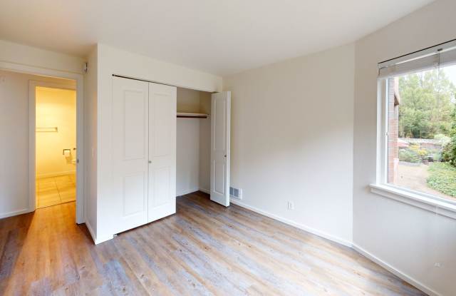 Parkridge Apartments