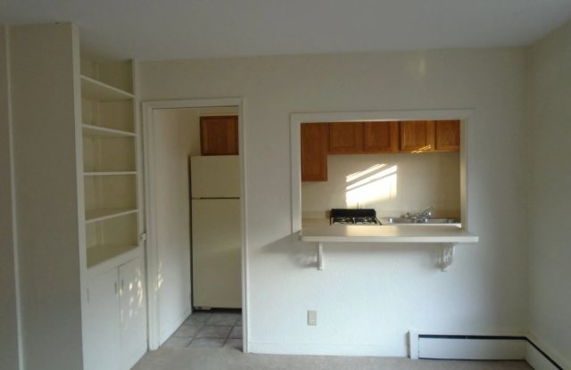 Photo of Grand Oak Apartments