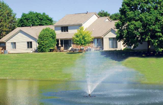 Photo of Covington Club Apartments & Townhomes