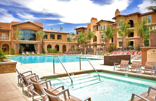 Aquatera Apartment Homes San Diego Ca Apartments For Rent