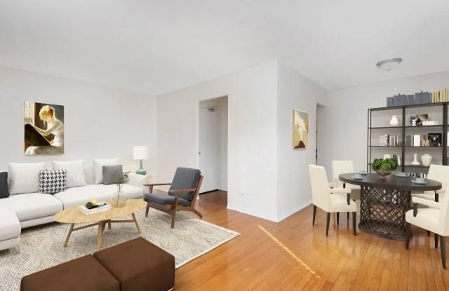 Photo of 515 West Barry