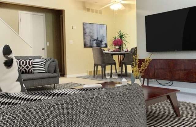 Foxpointe Townhouses