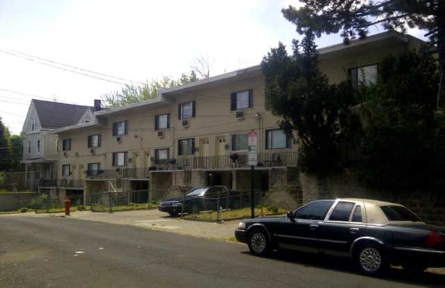 Fernrock Apartments