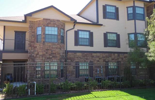 Hudson Trails Apartment Homes