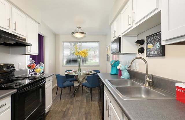 Photo of 47Seventy Settler's Point Apartments