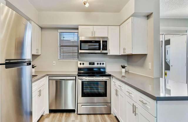 Photo of Astero Mesa West