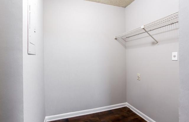 Photo of The Aurora @ Twenty Seven Hundred