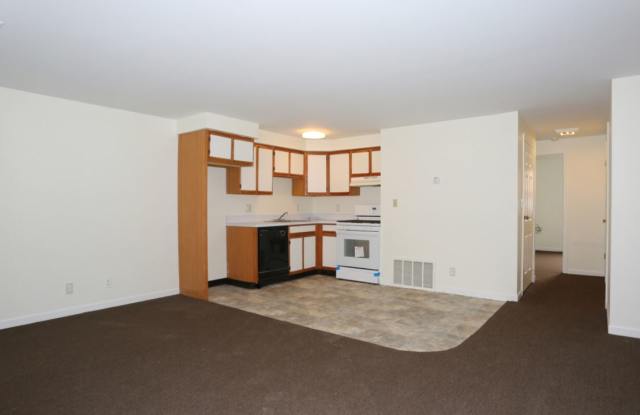 Photo of Manhattan Square Apartments