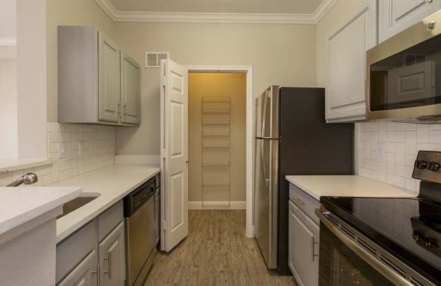 Vail Village Apartments