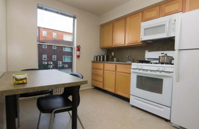 Photo of 901 S 1st Street