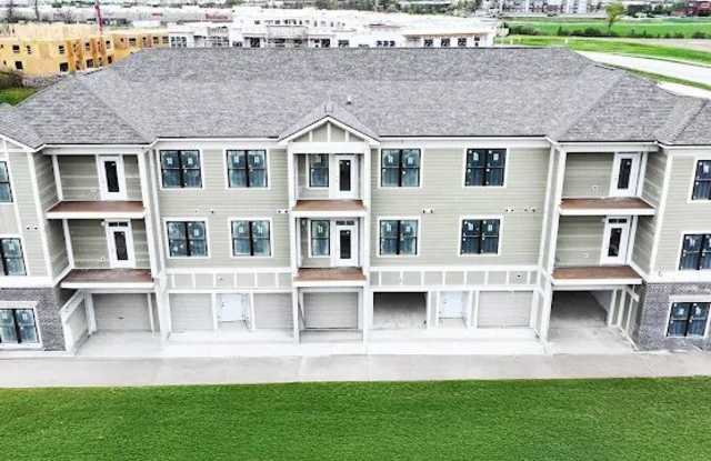 Hyde Park Towns & Flats