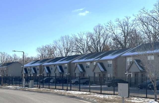 Willow Creek Townhomes
