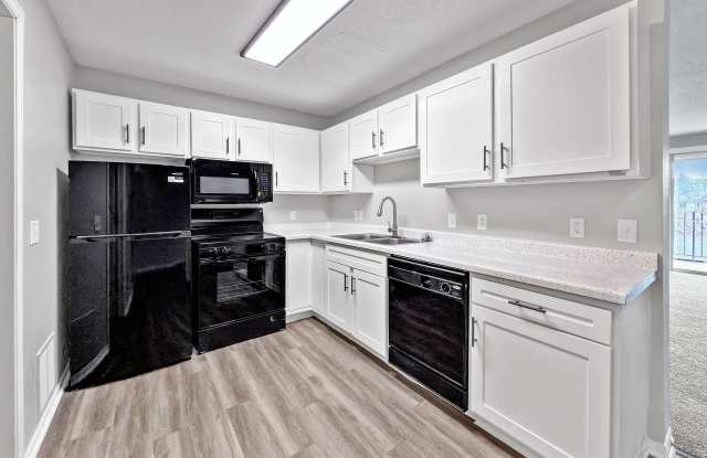 Cambridge Court Apartments